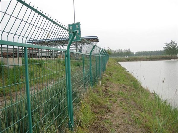 水庫隔離柵圖片2 水庫隔離柵圖片2