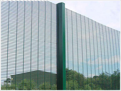 358防攀爬護(hù)欄網(wǎng)/