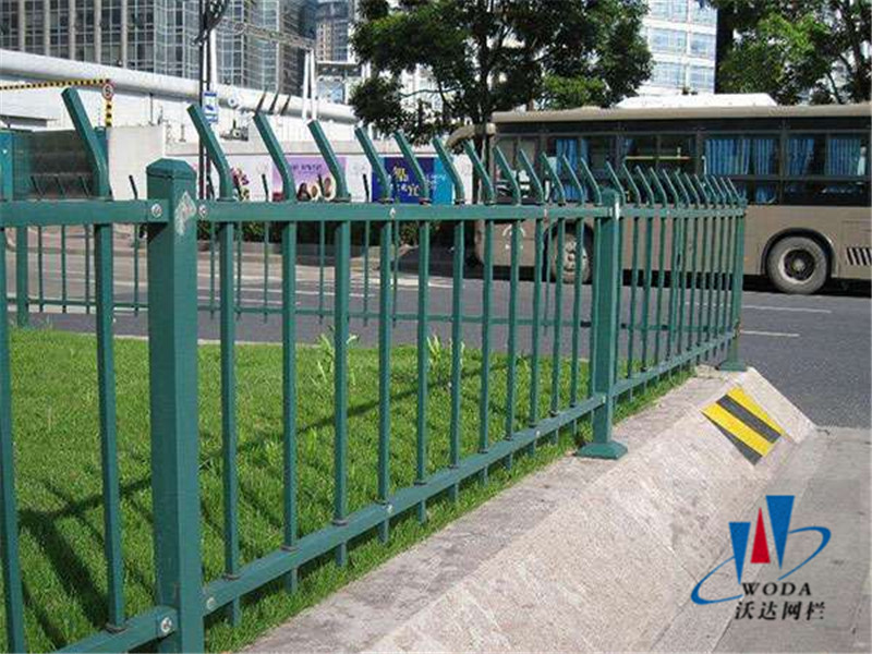 公路護欄網圖片3 公路護欄網圖片3